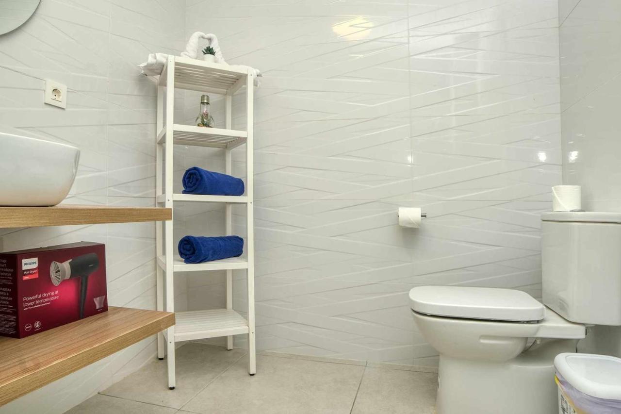 Luminosa Vivienda Vacacional Con Vista A La Piscina กอสตา เตกีสเซ ภายนอก รูปภาพ